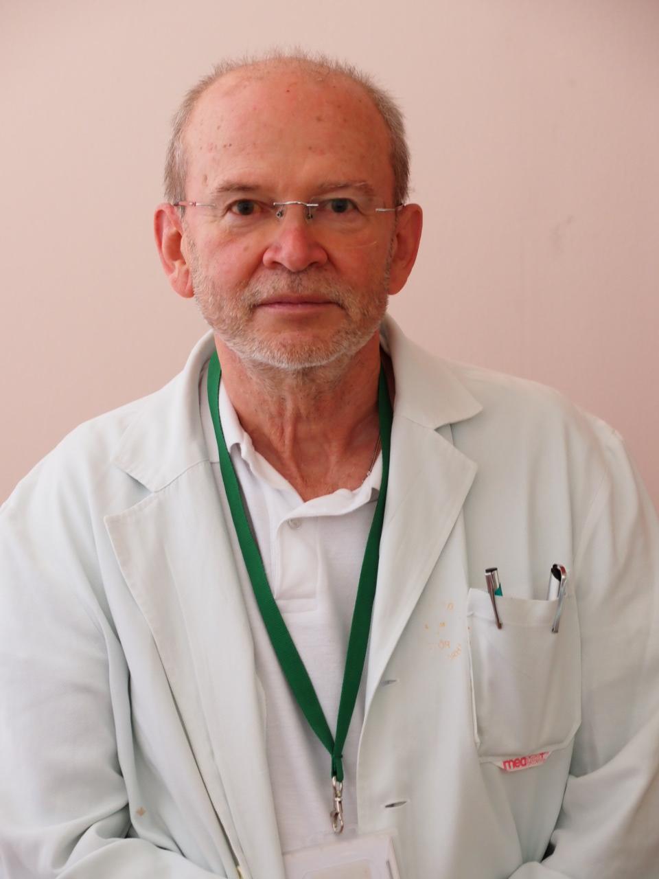 Dr. Dúcz René