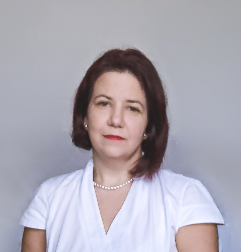 Dr. Gyertyános Alma Eszter