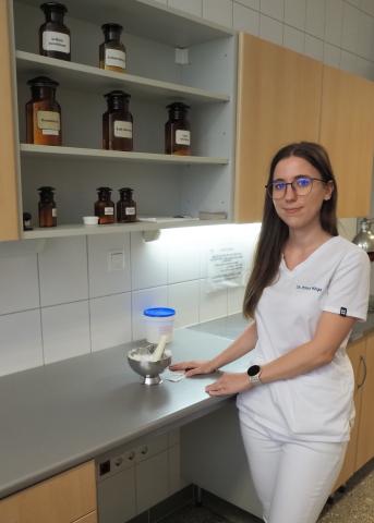 Dr. Pónya Kinga